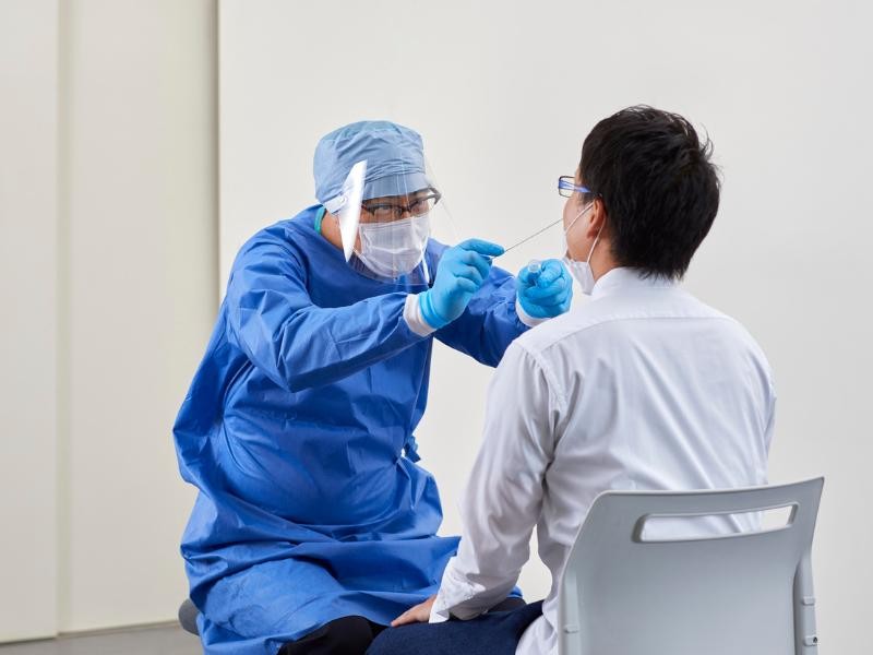 Impactos da Pandemia de COVID-19 na Saúde e Segurança do Trabalho